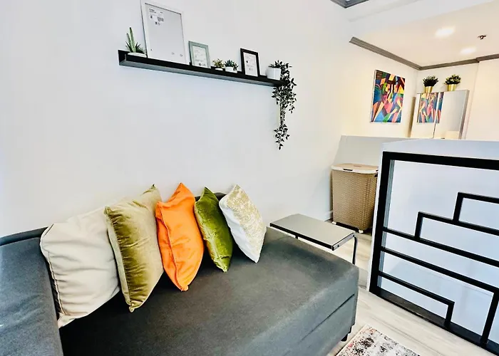 Loft & Lounge