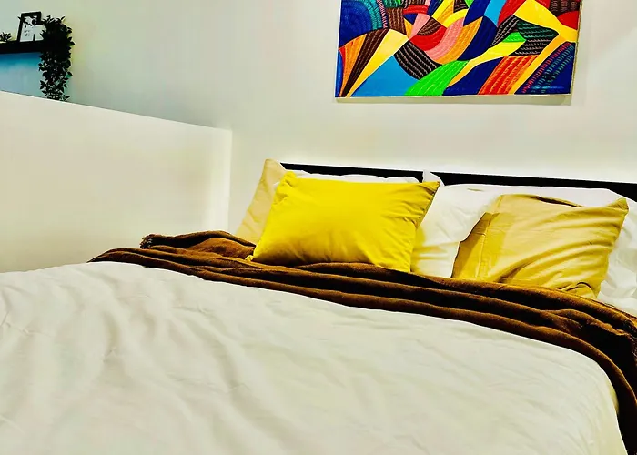 Loft & Lounge